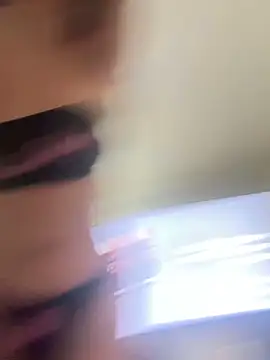 Snapshot of skullvalu chatting on 04/15/26, 07:58 skullvalu online show from 04/15/26, 07:58