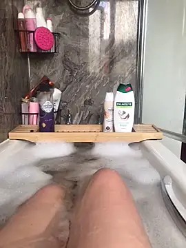 Imogenbabyyy online show from 04/18/26, 12:42