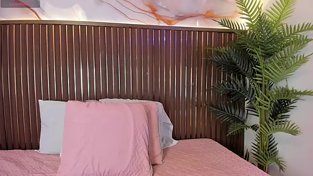 Roxie-NS online show from 03/31/26, 12:16