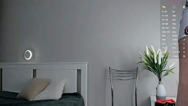 AuroraVice online show from 10/27/25, 06:28