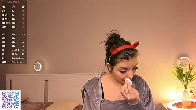 AuroraVice online show from 12/14/25, 07:36