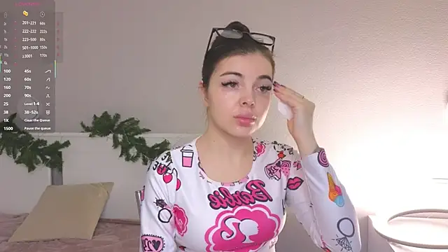 AuroraVice online show from 01/11/26, 06:51