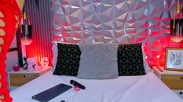 AshleyBaker1 online show from 11/07/25, 02:39