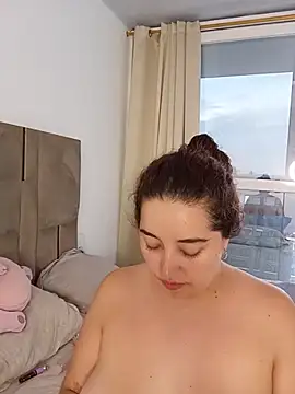 LoanaSantos online show from 05/23/26, 10:47
