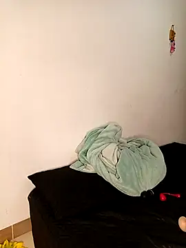 Liahdiaz  online show from 10/07/25, 12:35