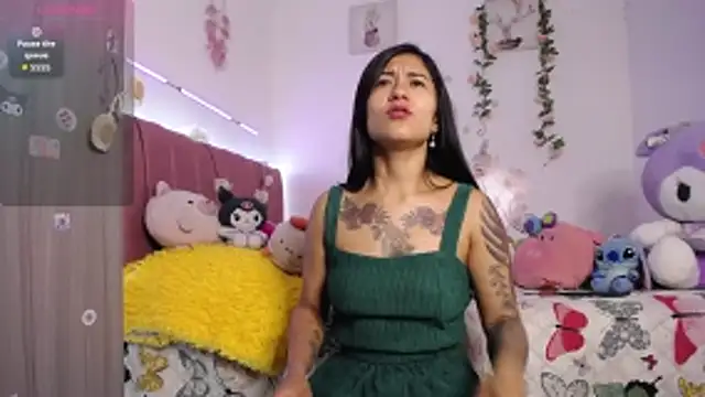 Liahdiaz  online show from 02/13/26, 01:18