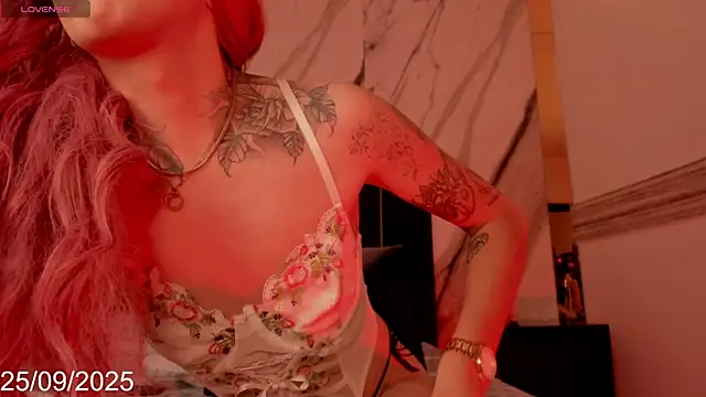 Isabella Haddad online show from 09/25/25, 04:49