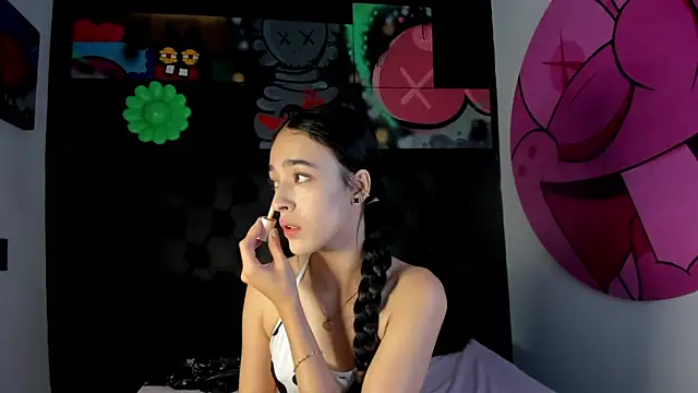 miIa bratz online show from 04/13/26, 08:47