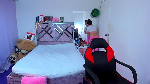 Luna Analya online show from 04/16/26, 02:40