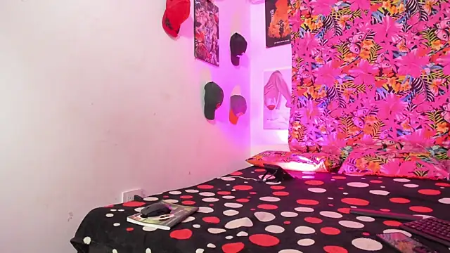 Rihanna hotx online show from 03/22/26, 06:06