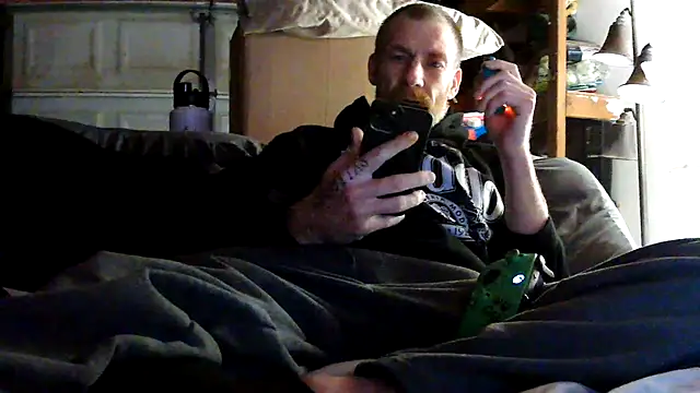 Snapshot of Tiggitytomociti chatting on 03/02/26, 07:26 Tiggitytomociti online show from 03/02/26, 07:26