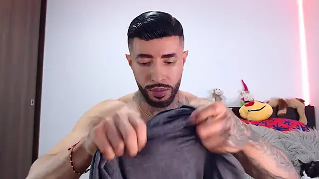 andrea de lucaa online show from 01/06/26, 04:05