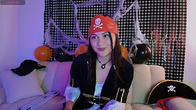 Snapshot of sofi_sweet_7 chatting on 10/31/25, 04:19 sofi sweet 7 online show from 10/31/25, 04:19