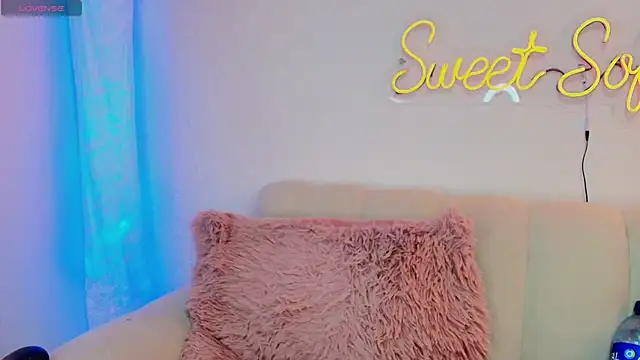 Snapshot of sofi_sweet_7 chatting on 11/29/25, 08:56 sofi sweet 7 online show from 11/29/25, 08:56