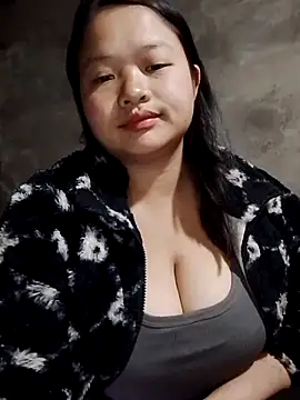 girl-babi online show from 12/18/25, 03:45