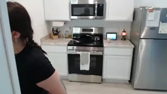 Snapshot of halostar chatting on 03/29/26, 04:18 halostar online show from 03/29/26, 04:18