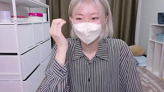 Nana  ch online show from 05/26/26, 11:50