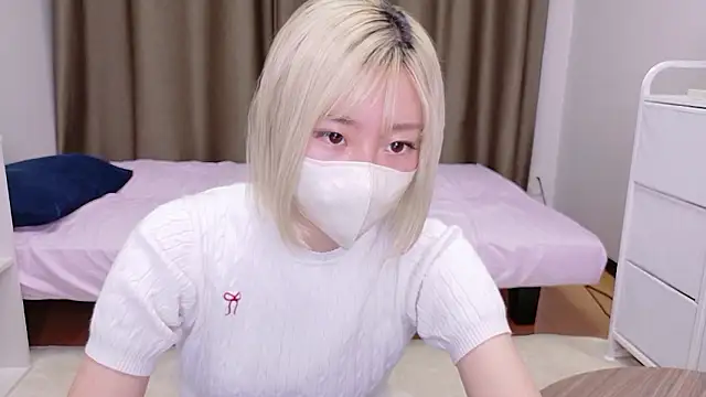 Nana  ch online show from 06/24/26, 12:15