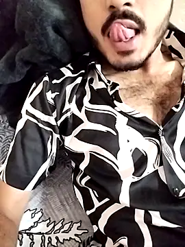 Hotyy subhu online show from 10/05/25, 02:15