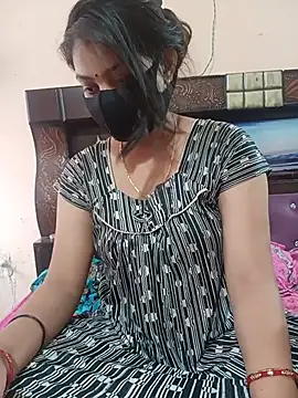 Snapshot of Priyanka_Pal chatting on 05/15/26, 02:40 Priyanka Pal online show from 05/15/26, 02:40