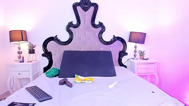  analyy  online show from 09/24/25, 08:45