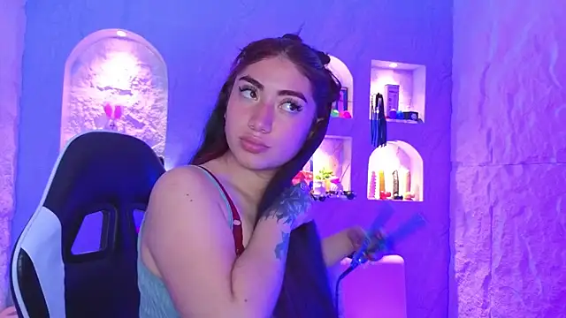 Sophia tf online show from 03/31/26, 03:08