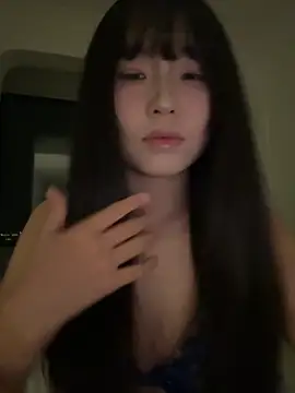 77momomo online show from 05/24/26, 04:12