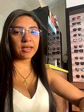 belahmor online show from 10/04/25, 11:08