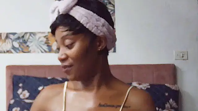 SweetPortableAmber online show from 12/04/25, 09:56