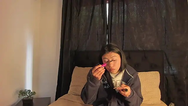 Tiffany Nm online show from 10/17/25, 01:03