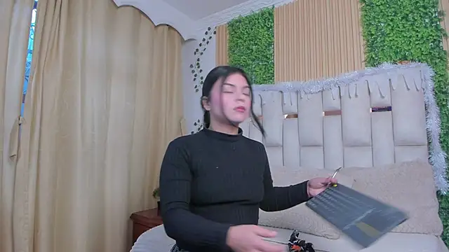 Jade Nmm online show from 12/17/25, 01:17