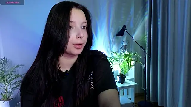 Snapshot of Lucy_louras chatting on 10/14/25, 12:06 Lucy louras online show from 10/14/25, 12:06