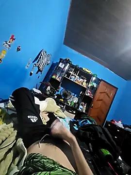 boysafado2521 online show from 09/25/25, 01:42