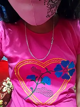 Snapshot of maya-Couple19 chatting on 10/30/25, 06:52 maya-Couple19 online show from 10/30/25, 06:52