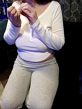 Snapshot of Jeannie_69_andahalf chatting on 02/28/26, 02:01 Jeannie 69 andahalf online show from 02/28/26, 02:01