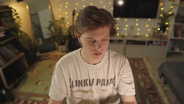 RusBradPitt online show from 04/07/26, 02:17