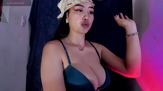 Viioleett cum online show from 11/18/25, 04:22