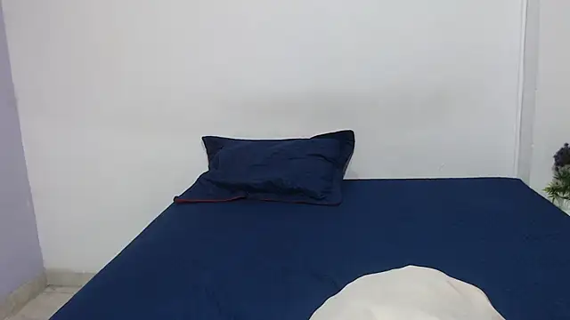onixandghosty1 online show from 05/02/26, 06:57