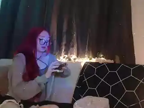 Snapshot of Isla_rosee18 chatting on 02/14/26, 12:51 Isla rosee18 online show from 02/14/26, 12:51