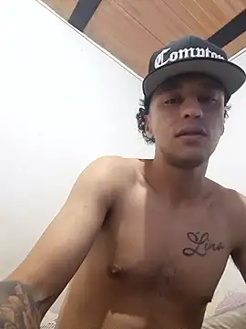 Santi2323xxX online show from 05/23/26, 04:29