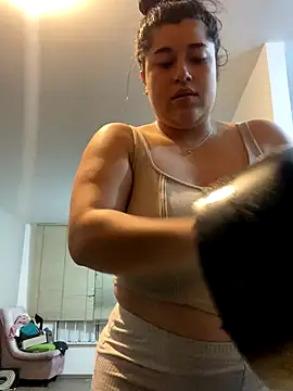 Tokio Sakura online show from 09/13/25, 11:48