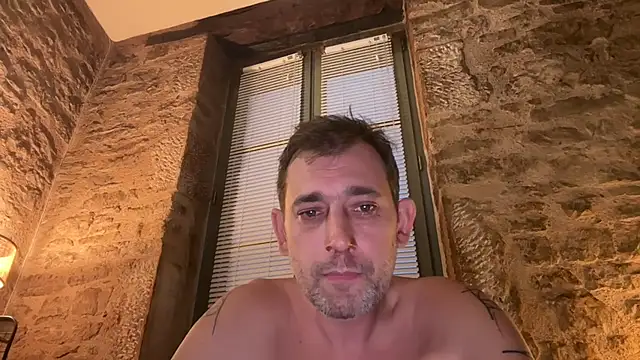 tamtamat46 online show from 10/24/25, 05:09