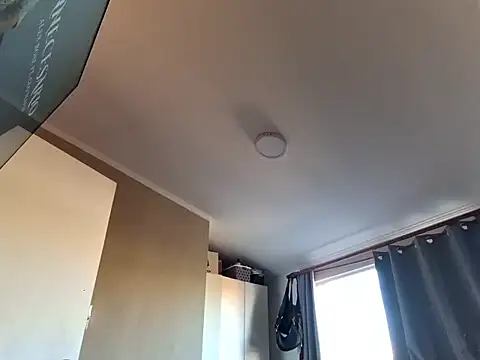 Snapshot of Denisutra777 chatting on 04/06/26, 06:53 Denisutra777 online show from 04/06/26, 06:53