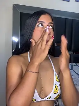 Snapshot of Kendra_C chatting on 10/26/25, 10:58 Kendra C online show from 10/26/25, 10:58