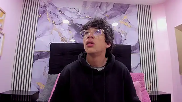 Desire Ecstasy online show from 11/21/25, 01:10