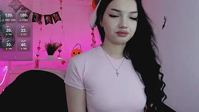 Snapshot of AkiraAsai chatting on 10/25/25, 08:25 AkiraAsai online show from 10/25/25, 08:25