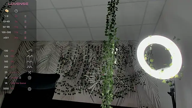 Kira Key online show from 12/23/25, 01:47