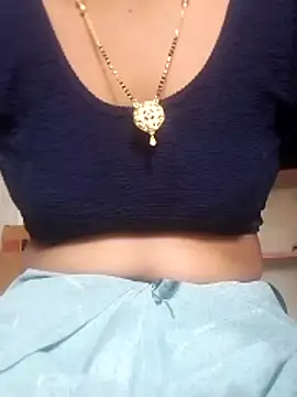 Snapshot of Hut_rotu_cute chatting on 12/05/25, 07:06 Hut rotu cute online show from 12/05/25, 07:06