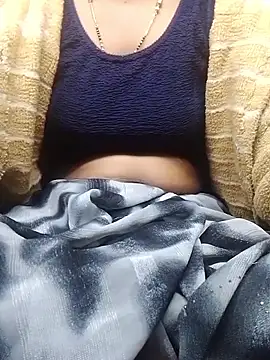 Snapshot of Hut_rotu_cute chatting on 01/15/26, 03:27 Hut rotu cute online show from 01/15/26, 03:27