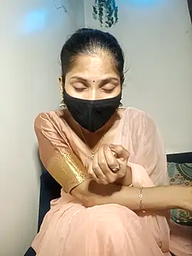 Snapshot of TheSassyGirl7 chatting on 09/08/25, 05:01 TheSassyGirl7 online show from 09/08/25, 05:01